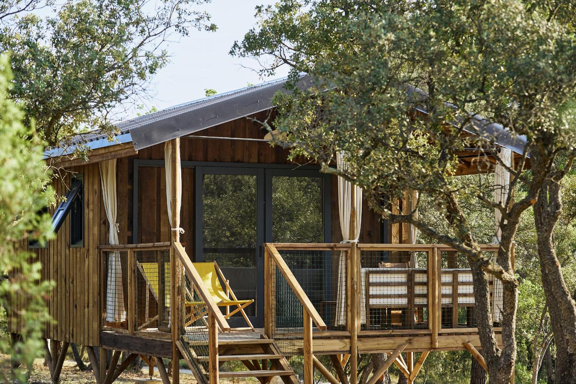 Domaine La Ferme Hi Bride Bed & Breakfast Villelaure ภายนอก รูปภาพ